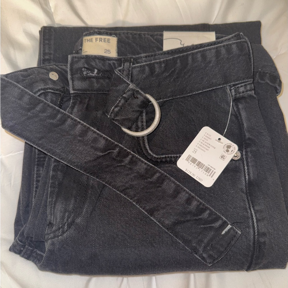 We The Free East Bay Cuffed Jeans NWT - Picture 5 of 10